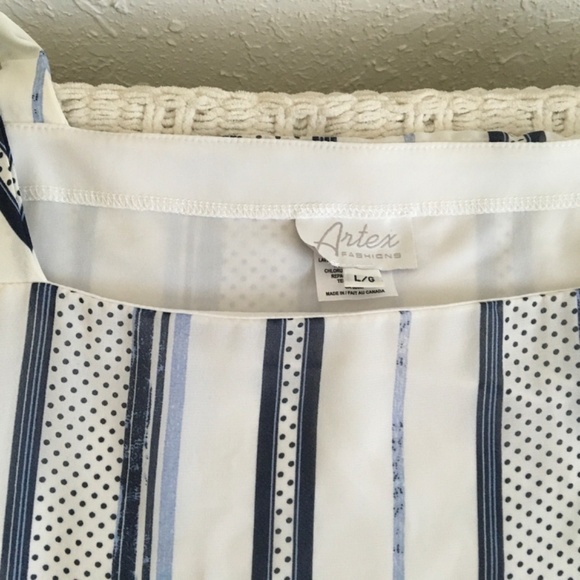 ARTEX DRESSY SHOULDER STRAP BLOUSE. WHITE/BLUE SIZE LARGE - Picture 5 of 5